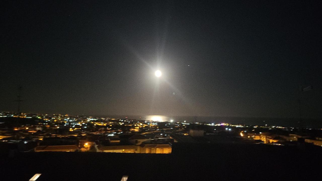 Casa Vacanza Lmt Aci Catena Kültér fotó