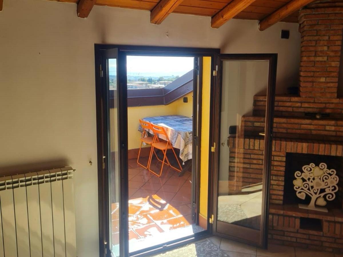 Casa Vacanza Lmt Aci Catena Kültér fotó